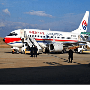 阿荣机场快运航空快运业稳步发展的原因是什么？